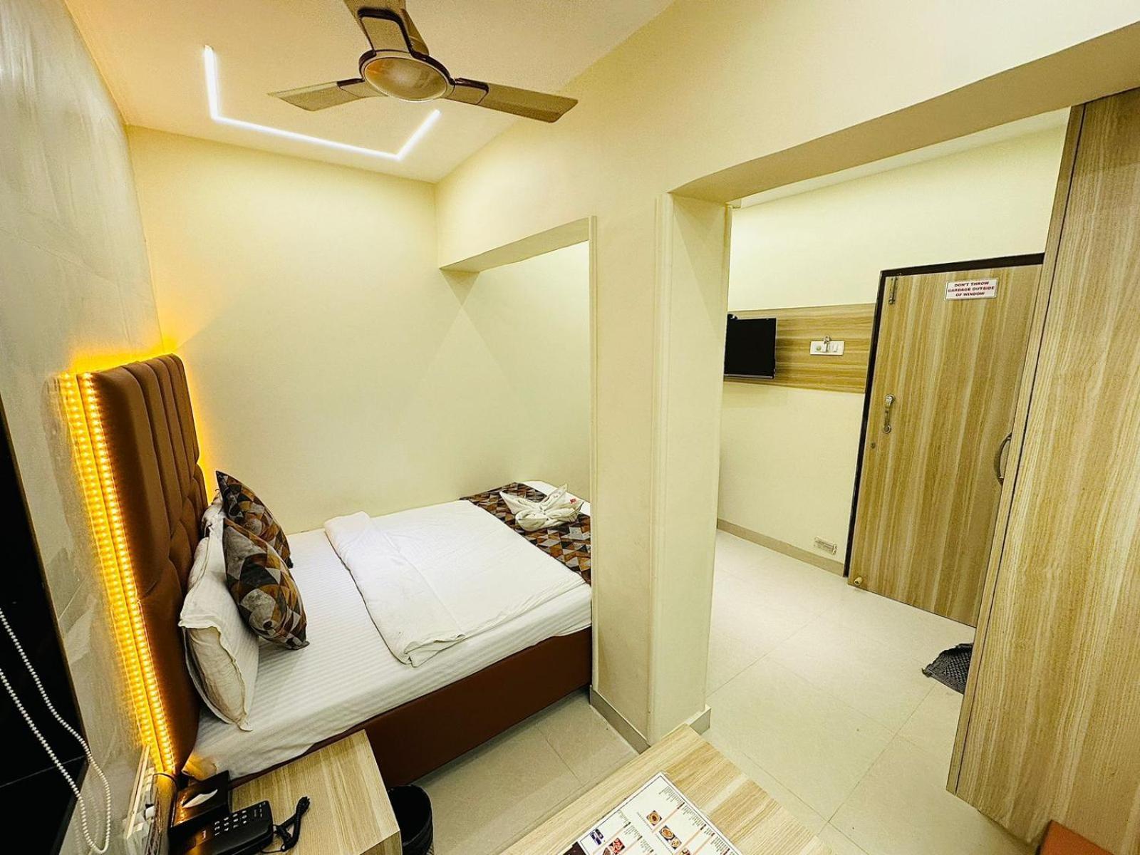 Hotel Vashi Inn Navi Mumbai Eksteriør bilde