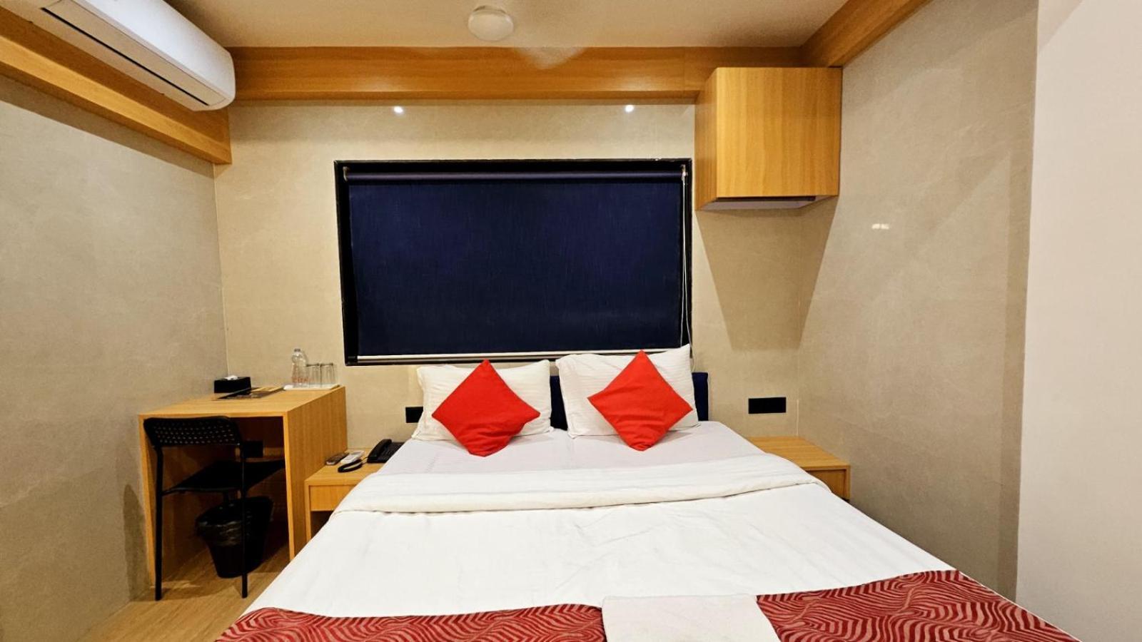 Hotel Vashi Inn Navi Mumbai Eksteriør bilde